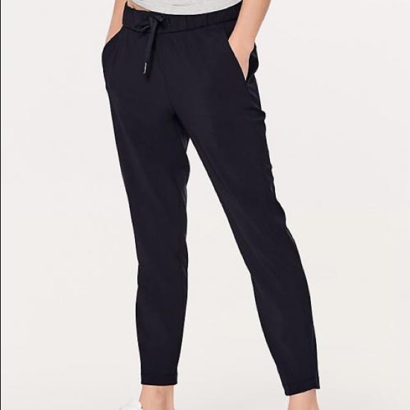 lululemon athletica Pants - Lululemon on the fly pant